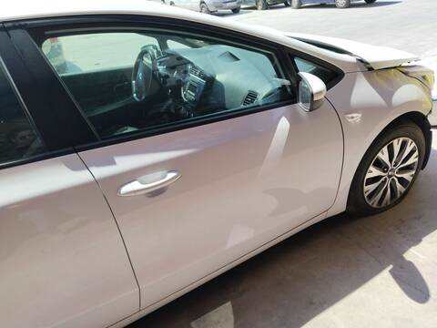 Foto 2ª: Puerta Delantera Derecha Kia Ceed D4FC CD) (2018)