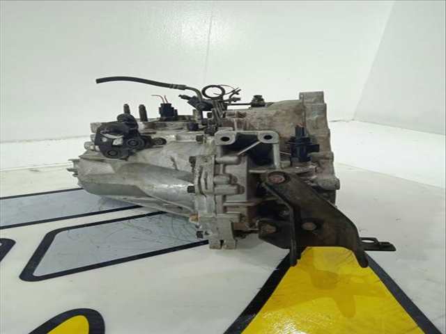 Foto 2ª: Caja Cambios Hyundai Elantra 2.0 CRDI 113CV 83KW [D4EA] (2004)