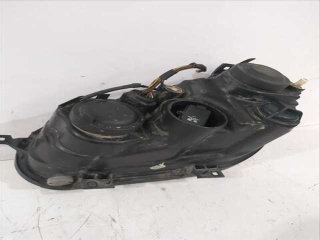 Foto 3ª: Faro Derecho Volkswagen Polo 1.9 SDI 64CV 47KW [ASY] (2005)