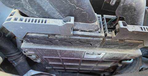 Centralita Motor ECU Toyota Auris HYBRID ACTIVE 136CV 100KW