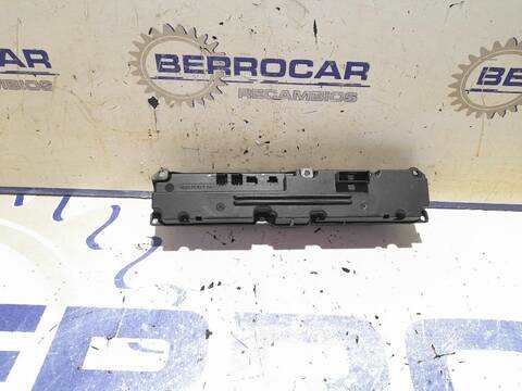 Foto 2ª: Mando Multifuncion Mercedes Clase C 160 2.2 CDI CAT 143CV [D/ 611962] (2000)