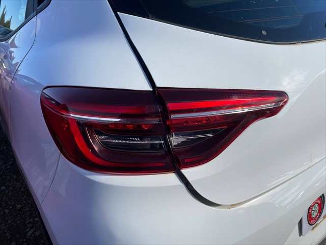 Foto 3ª: Piloto Trasero Izquierdo Renault Clio 1.0 G 90cv [H4D E4] (2022)