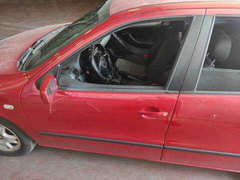 Foto 1ª: Puerta Delantera Izquierda Seat Leon AHF (2001)
