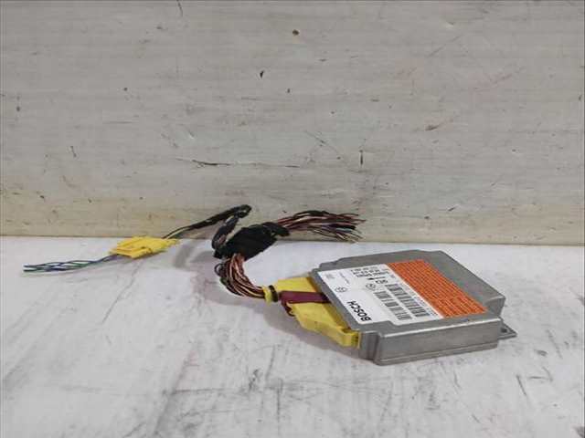 Foto 3ª: Centralita Airbag Mercedes Clase C 160 CLK 240 209.361) 170CV [M 112.912] (2002)