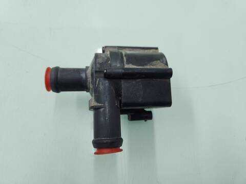 Foto 3ª: Bomba de Agua Volkswagen Crafter 35 FURGON BM TN FWD 140CV 103KW [DNAE] (2024)