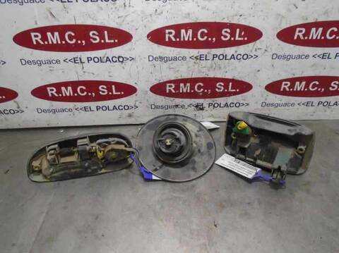 Foto 2ª: Tapa Exterior Combustible Renault Kangoo 1.9 DIESEL 64CV 47KW [F8Q P6] (2003)