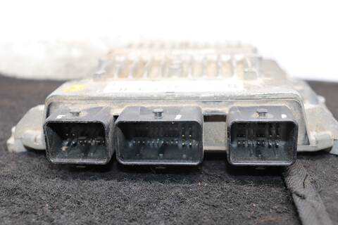 Foto 2ª: Centralita Motor ECU Peugeot 307 XT (2001)