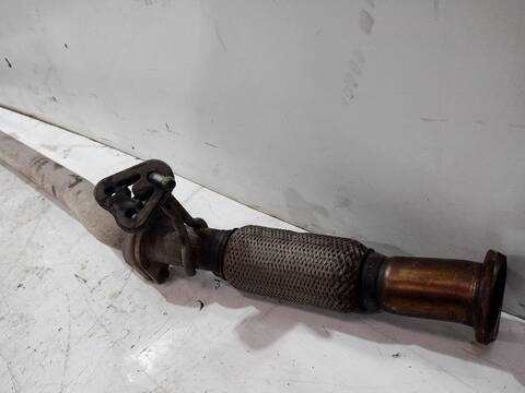 Foto 3ª: Tubo de Escape Hyundai ix35 2.0 CRDI 4WD 136CV [D4HA] (2009)