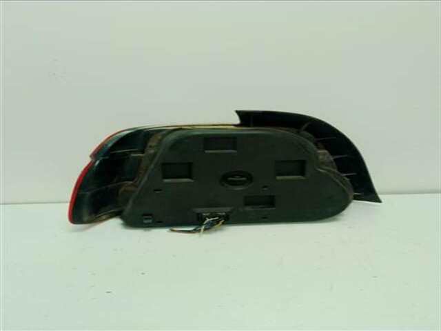 Foto 2ª: Piloto Trasero Derecho Bmw Serie 5 518 2.0 520I [2.0 LTR. - 110 KW 24V] [M52 B(20 6 S4)]