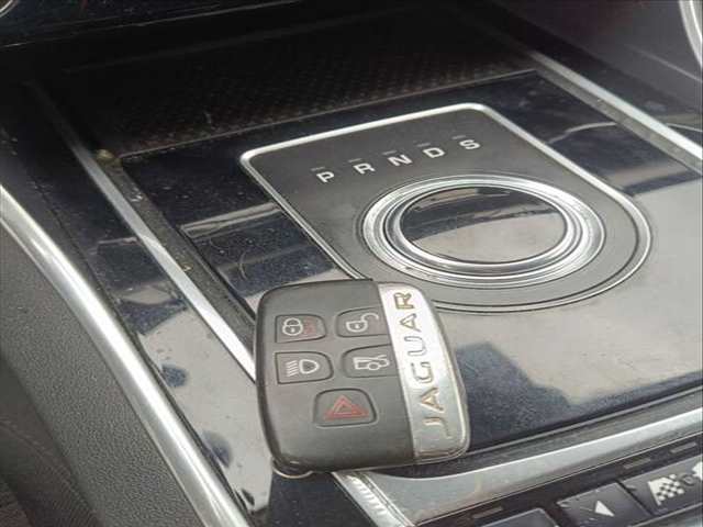 Antirrobo Jaguar XF PORTFOLIO 179CV 132KW