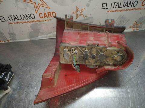 Foto 2ª: Piloto Trasero Izquierdo Mercedes Clase ML 270 CDI 163.113) W163) [612963] (2002)