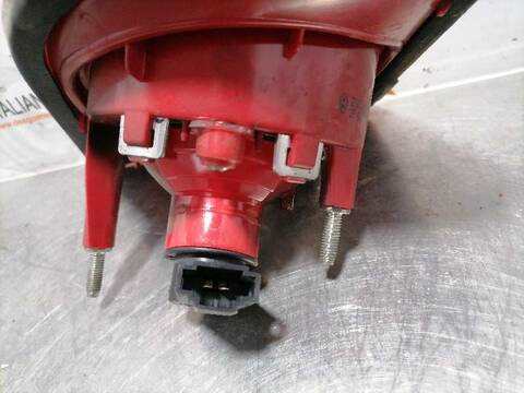 Foto 3ª: Piloto Portón Derecho Volkswagen Passat TRENDLINE BERLINA 140CV 103KW [BKP] (2005)