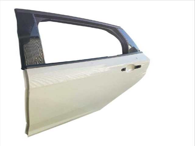 Foto 2ª: Puerta Trasera Izquierda Ford Focus 2.0 TDCI (2010)