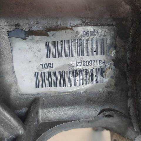 Foto 3ª: Caja Transfer Volvo S60 D5 (2010)