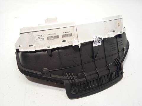 Foto 4ª: Cuadro de Instrumentos Volvo S60 D2 120CV 88KW [D 4204 T20,D 4204 T8] (2015)