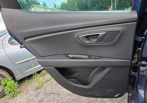 Tapizados Cartoneras Seat Leon STYLE CONNECT 110CV 81KW