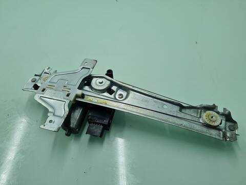 Foto 3ª: Elevalunas Manual Trasero Derecho Citroen C3 FEEL 102CV 75KW [YH01] (2022)