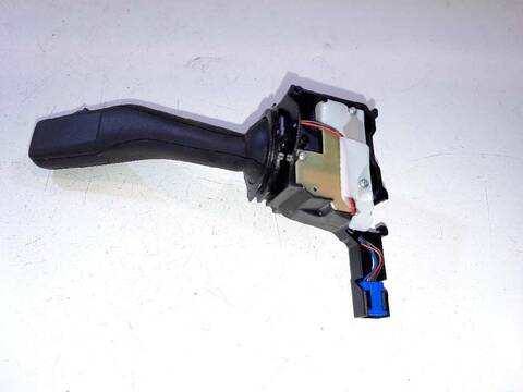 Foto 2ª: Mando Multifuncion Volkswagen Tiguan COUNTRY 140CV 103KW [CBAB] (2008)