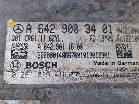 Foto 3ª: Centralita Motor ECU Mercedes Clase E 180 E 350 BLUETEC 212.226) 252CV 185KW FAMILIAR [642852] (2013)