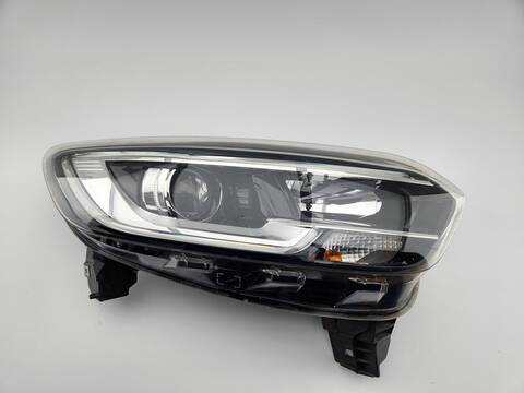Faro Derecho Renault Kadjar XMOD 110CV 81KW