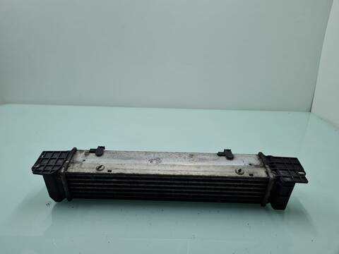 Foto 3ª: Intercooler Bmw Serie 1 114 118D BERLINA 143CV 105KW [N47D20C] (2008)