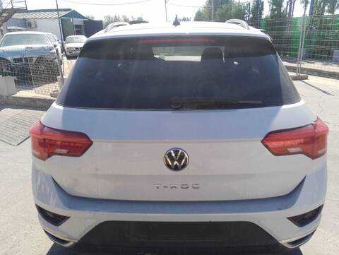 Portón Volkswagen T-Roc BASIS 116CV 85KW