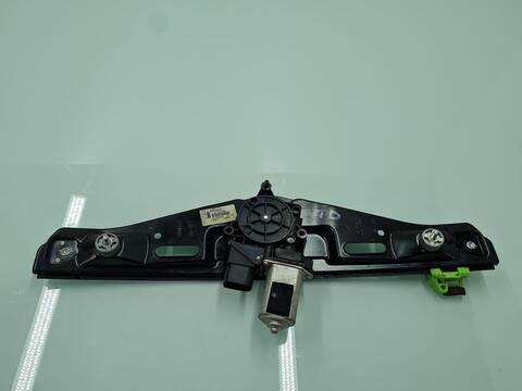 Elevalunas Manual Trasero Derecho Bmw X1 SDRIVE 20D 177CV 130KW
