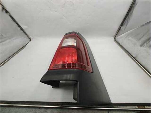 Piloto Trasero Derecho Fiat Talento 1.6 L1H1 1.0T SX (N1) [1.6 LTR. - 70 KW TURBODIESEL ECOJET]