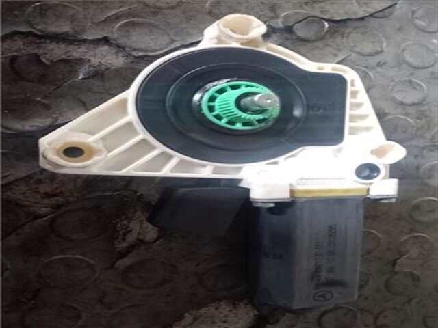 Foto 2ª: Elevalunas Eléctrico Delantero Izquierdo Mercedes Clase C 160 2.1 C 220 D (205.304) [2.1 LTR. - 125 KW CDI CAT] [651.921]