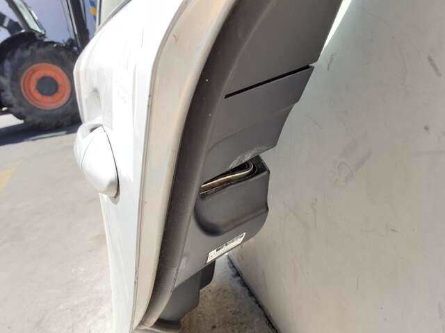 Foto 3ª: Puerta Trasera Izquierda Lexus IS 2.5 V6208CV 0CV [2GR] (2010)