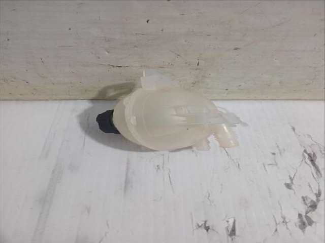 Foto 2ª: Deposito Expansion Peugeot Rifter 1.5 BLUEHDI 100 102CV [YHT (DV5RCF) YHY (DV5RD)] (2018)