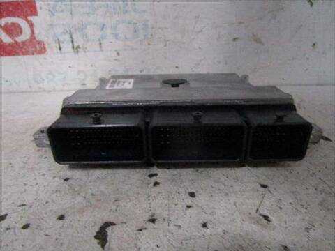 Foto 2ª: Centralita Motor ECU Renault Captur 900 CC 90CV [H4B B408] (2017)