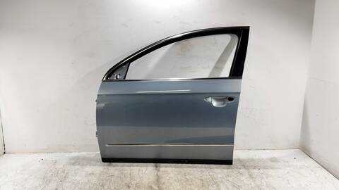 Foto 3ª: Puerta Delantera Izquierda Volkswagen Passat ADVANCE 1 16V TSI 1390 CM3) 122CV [CAX] (2005)