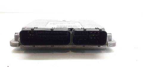 Foto 3ª: Centralita Motor ECU Volkswagen Bora CONCEPTLINE BERLINA 105CV 77KW [AZD] (2001)