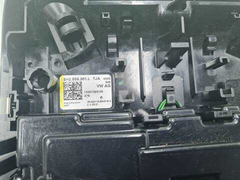 Foto 4ª: Luz Interior Seat Leon FR 150CV 110KW [DPCA] (2021)