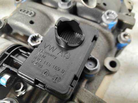 Foto 3ª: Bomba de Aceite Audi A4 2.0 TDI AVANT 140CV 103KW [BLB] (2005)