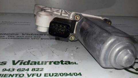 Foto 2ª: Elevalunas Eléctrico Delantero Izquierdo Mercedes Clase C 160 1.8 CAT BERLINA 143CV 105KW [271946] (2003)