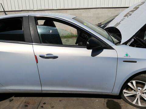 Puerta Delantera Derecha Alfa Romeo Giulietta 940A3000