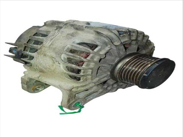 Foto 2ª: Alternador Renault Clio 1.5 DCI 75 BHN3) (2012)