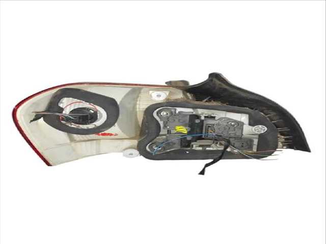 Foto 3ª: Piloto Trasero Derecho Bmw Serie 1 114 120 D (2006)