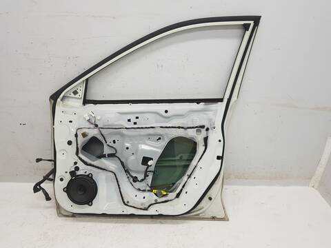 Foto 2ª: Puerta Delantera Derecha Nissan X-Trail TEKNA (2016)