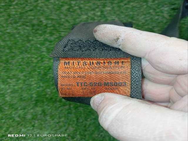 Foto 3ª: Cinturón Trasero Derecho Mitsubishi L200 2.5 D 4P CAJA ABIERTA [4D56] (1999)