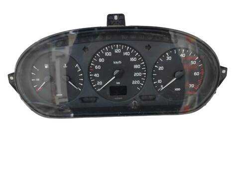 Foto 2ª: Cuadro de Instrumentos Renault Megane 1.6 E LA0F LA0S) (1996)
