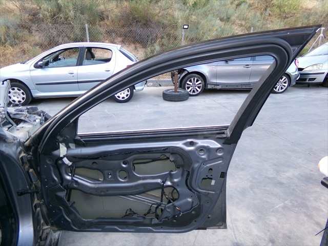 Foto 2ª: Puerta Delantera Derecha Bmw Serie 5 520 2.0 D F10,2009-2013 [N47D20C] (2012)