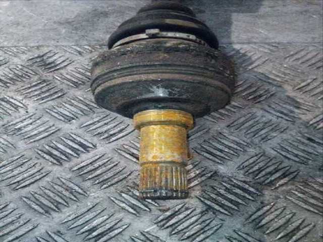 Foto 2ª: Transmision Delantera Izquierda Volkswagen Sharan BASICO 110CV 81KW [AFN] (1997)