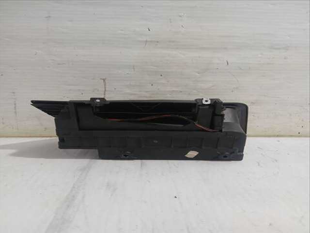Foto 3ª: Guantera Seat Leon 1.9 TDI 105CV 77KW [BKC,BLS,BXE] (2009)