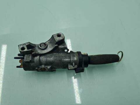 Foto 2ª: Motor de Arranque Volkswagen Transporter T5 COMBI FURGONETA [BNZ] (2008)