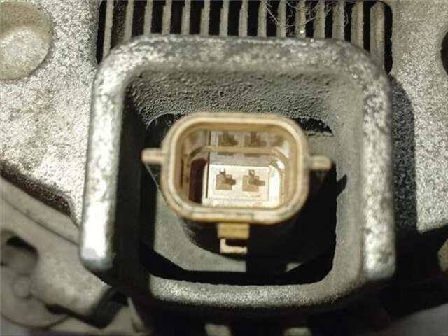 Foto 3ª: Alternador Renault Master 2.3 L2H1 3.5T [2.3 LTR. - 110 KW DIESEL DCI FAP CAT]