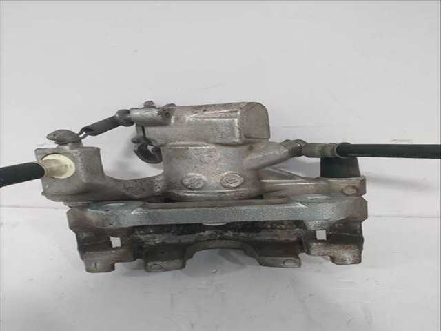 Foto 3ª: Pinza Freno Trasera Izquierdo Toyota Yaris ACTIVE 112CV [2NRFKE] (2017)