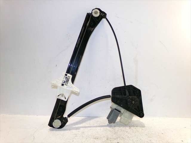 Foto 3ª: Elevalunas Eléctrico Trasero Izquierdo Skoda Spaceback 1.4 TDI 2013-2019 [CUS] (2016)